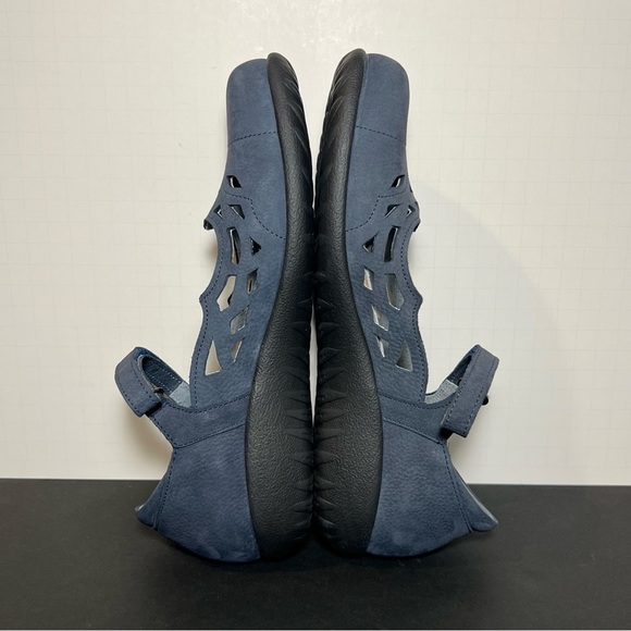 Womens NAOT Agathis Navy Blue Velvet Nubuck Leather Mary Jane Shoes / Size 7 - Picture 6 of 8